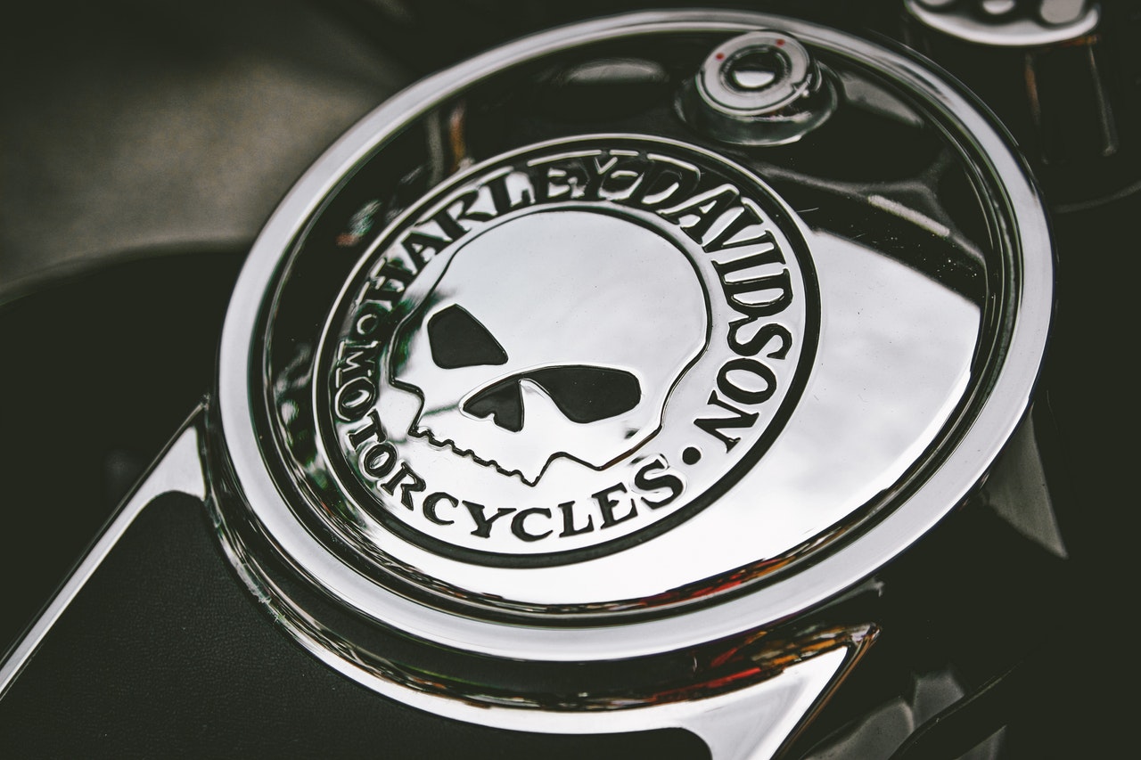 C & R Engineering - Harley Davidson Specialists